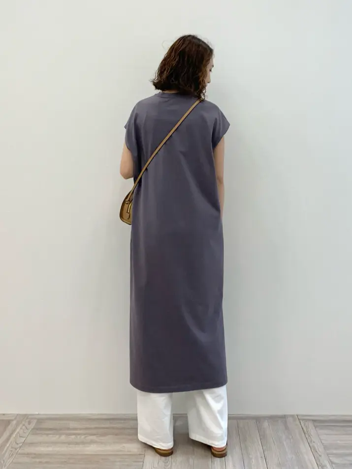 23区 秋葉 コーディネート画像