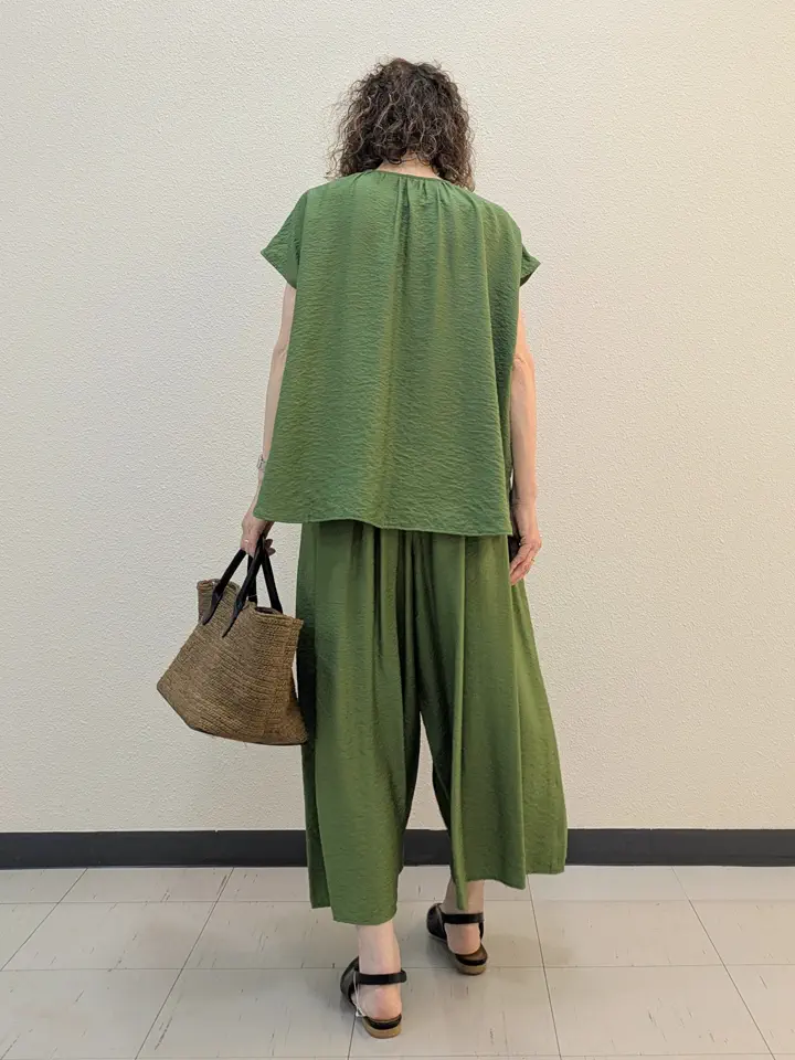 自由区 半澤 コーディネート画像