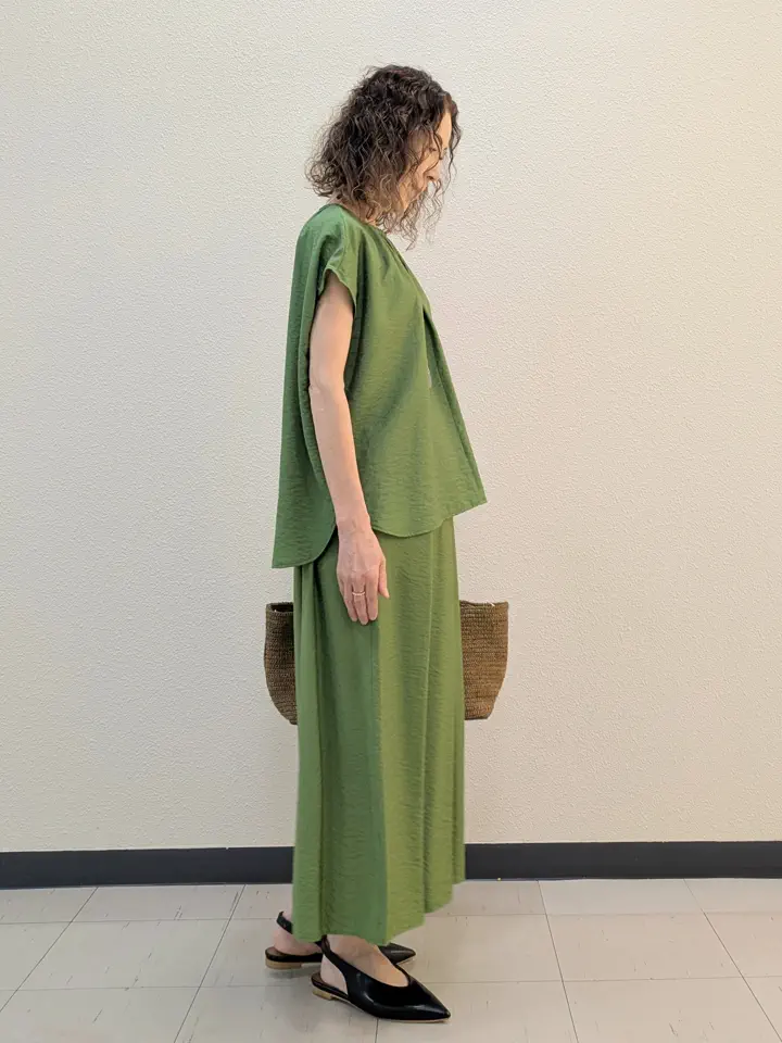 自由区 半澤 コーディネート画像