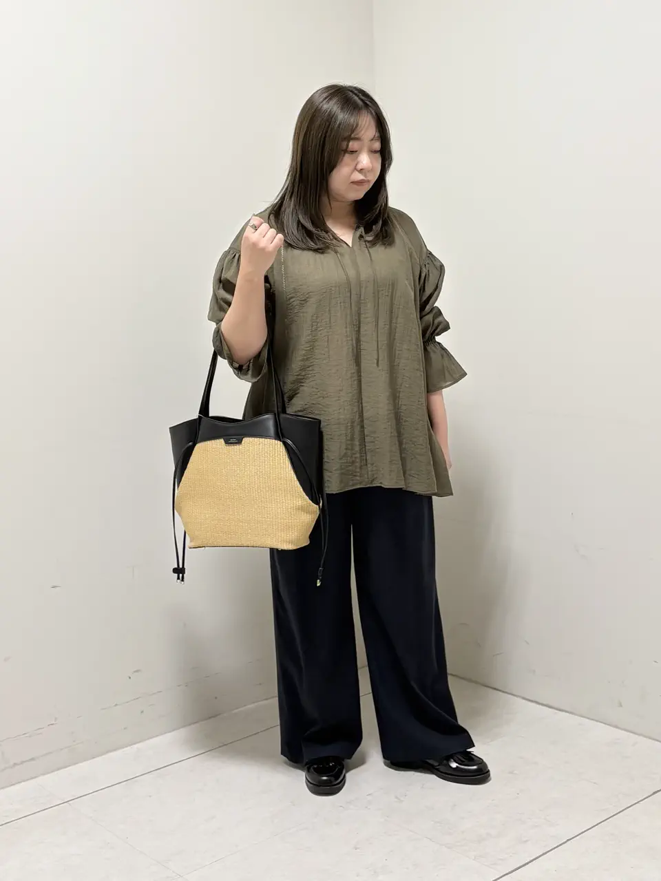  アベ コーディネート画像