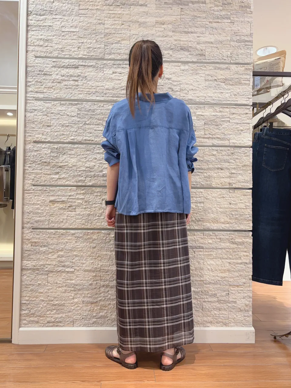 23区 犬塚 コーディネート画像