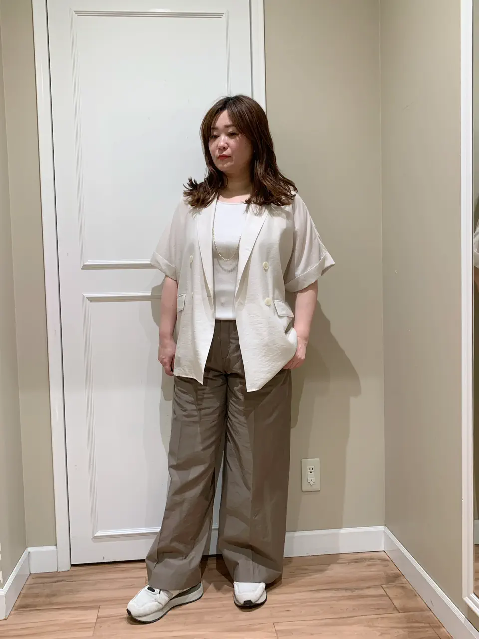  江川 コーディネート画像