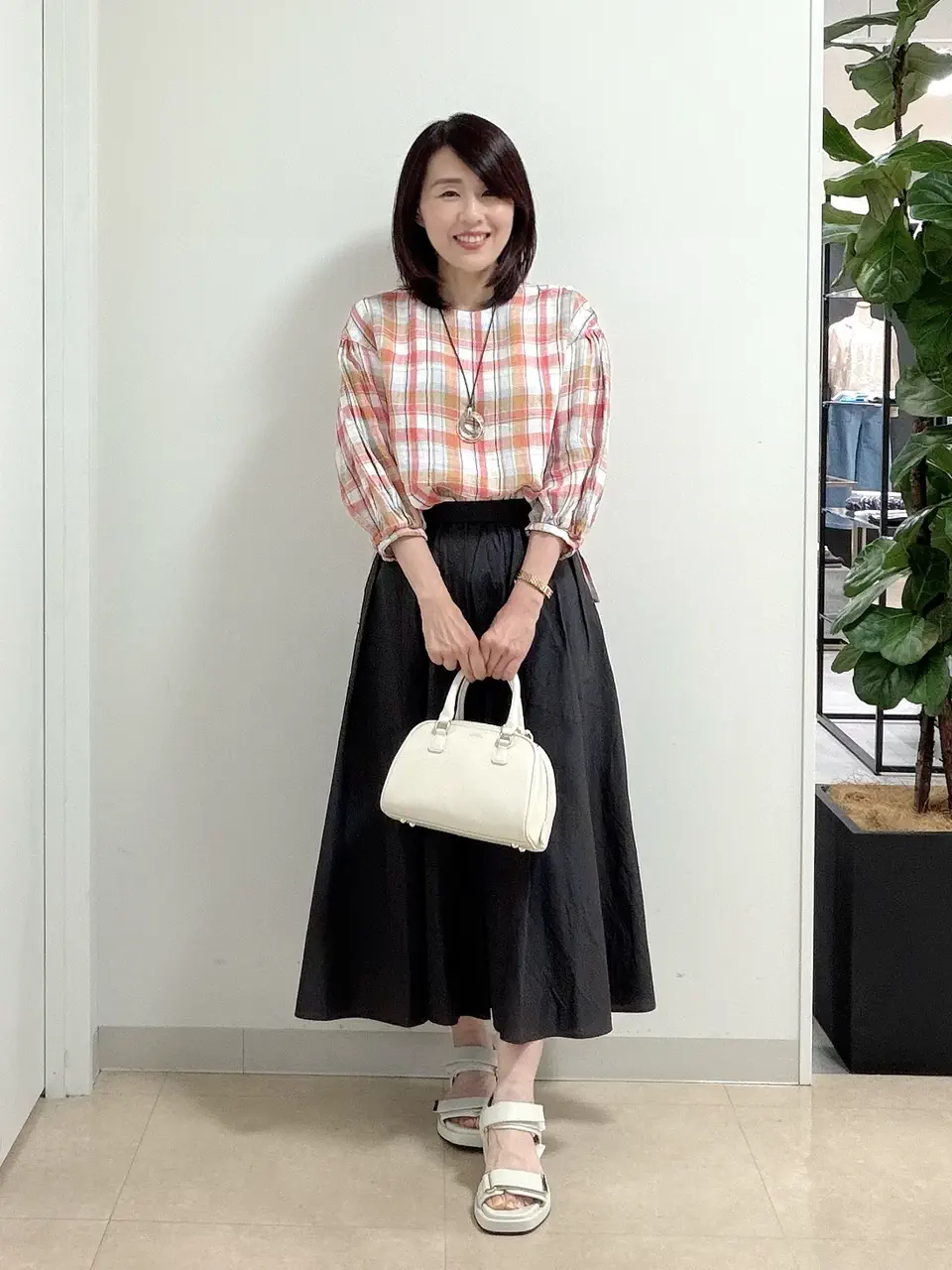 宇井 コーディネート画像