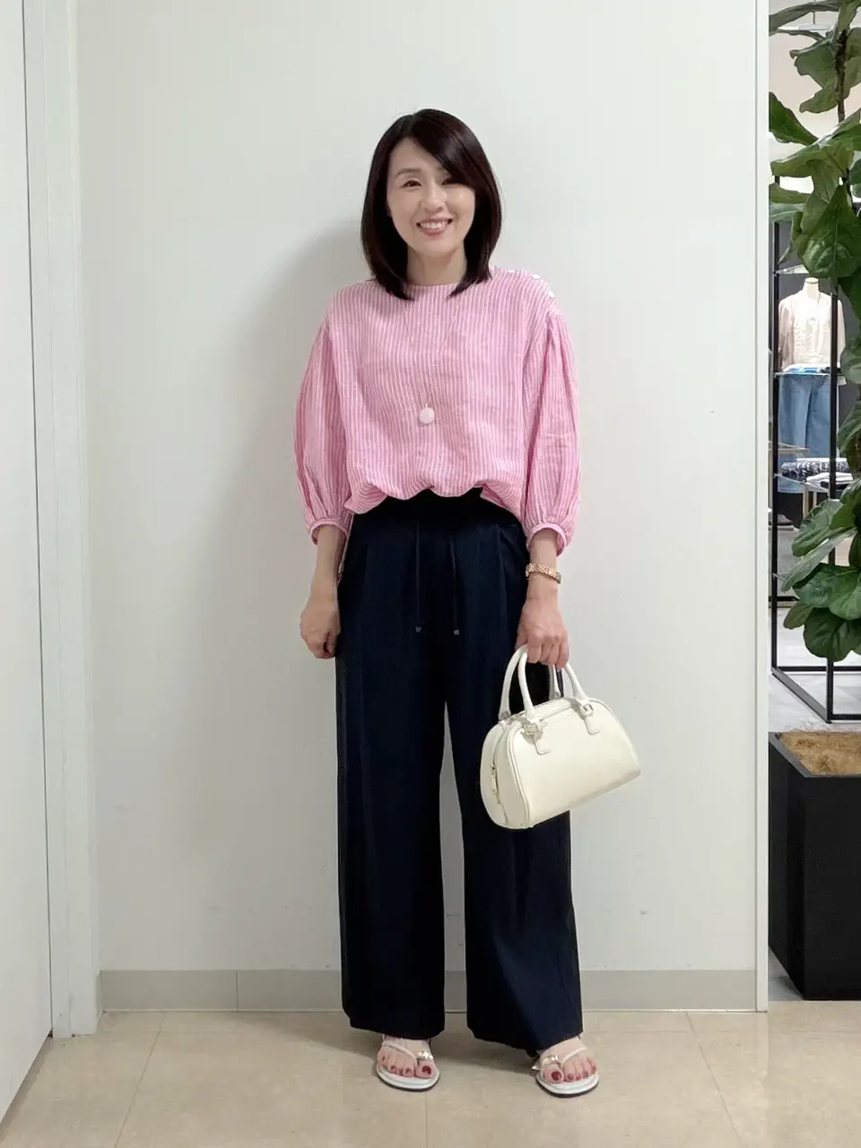  宇井 コーディネート画像