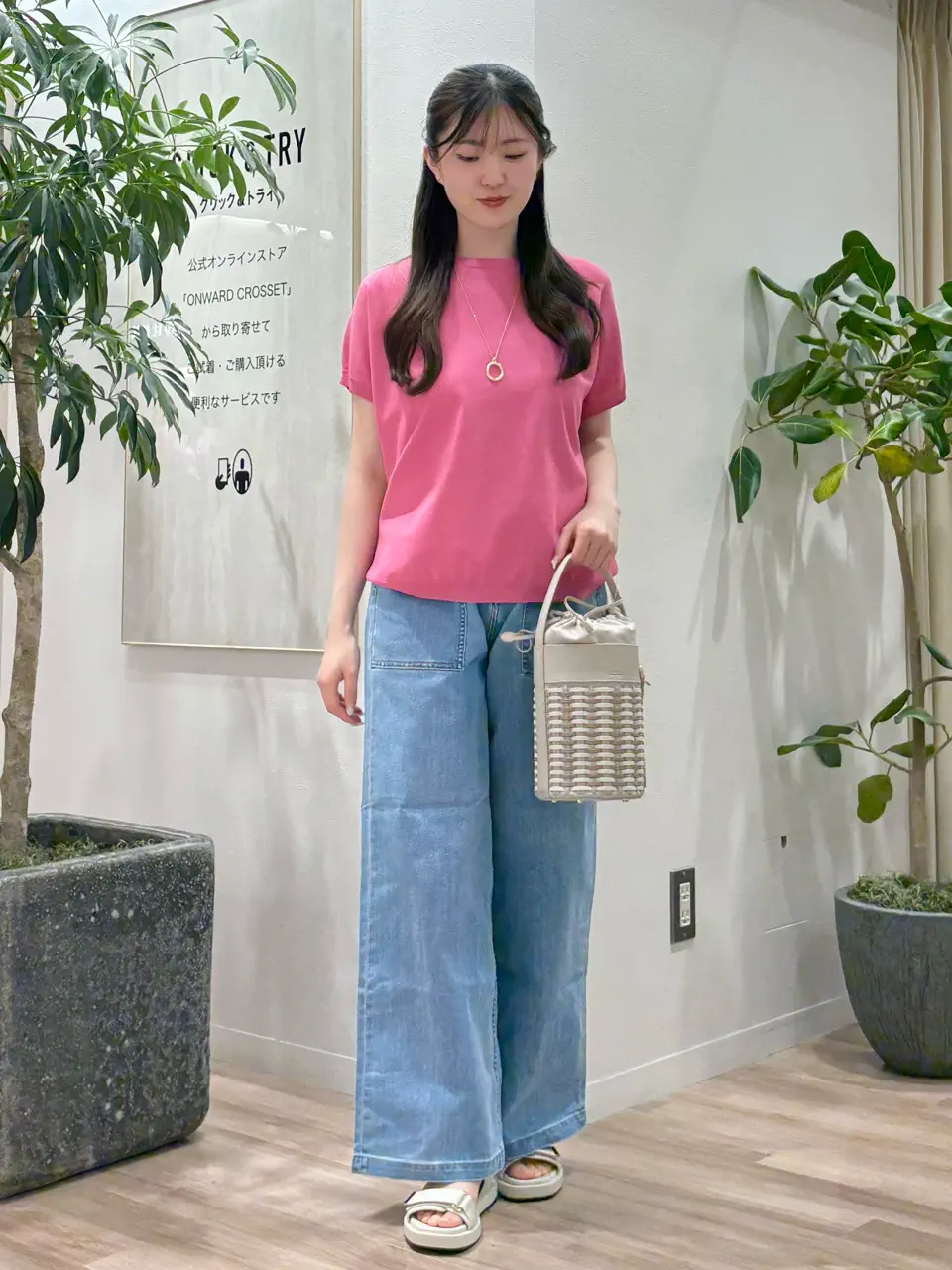  タハラ コーディネート画像