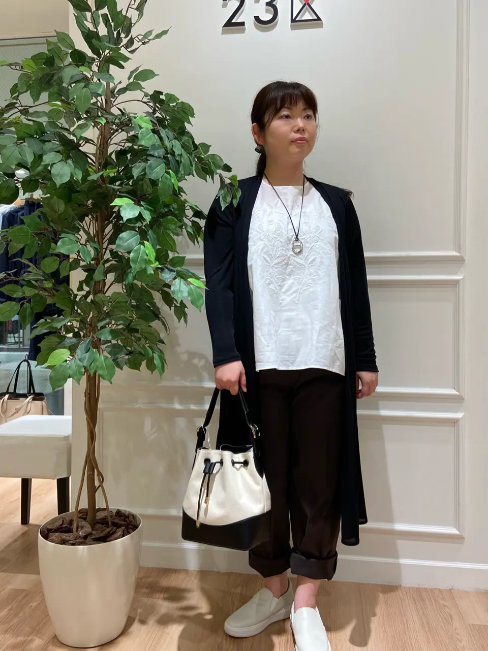  スタッフ コーディネート画像