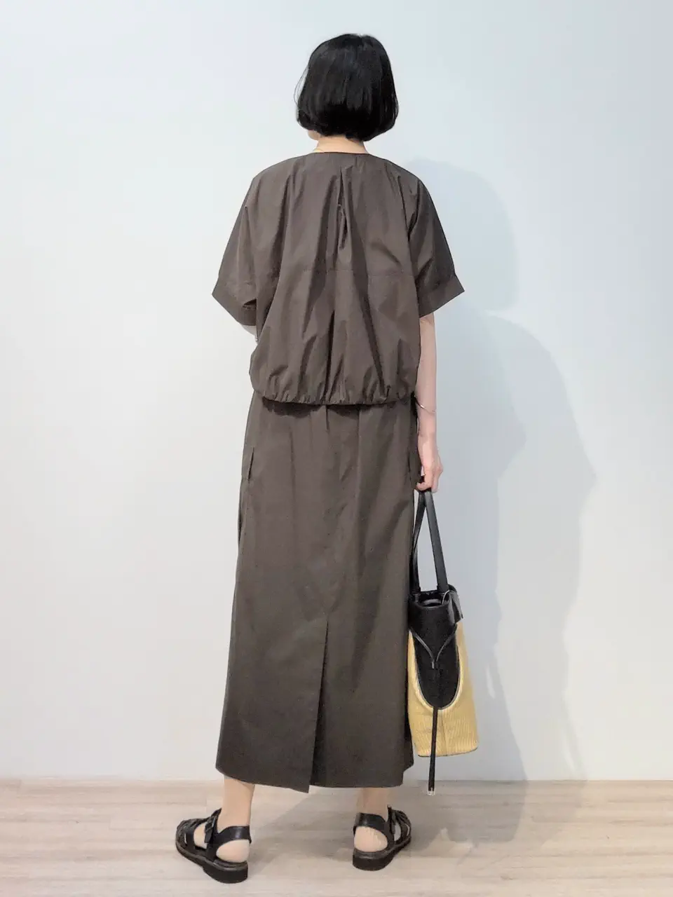 23区 虎走 コーディネート画像