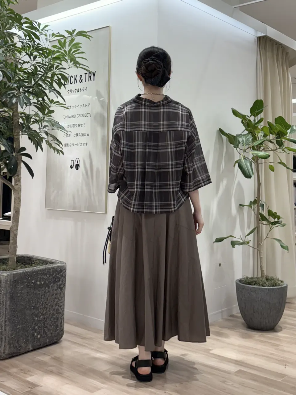 23区 タハラ コーディネート画像