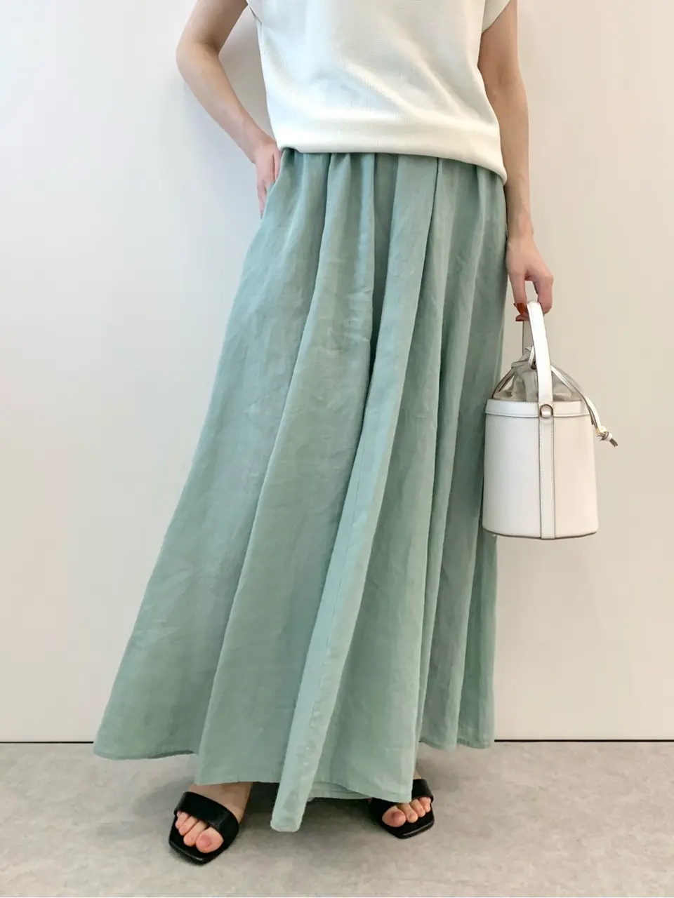 23区 板垣 コーディネート画像