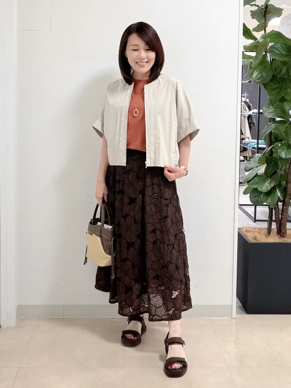  宇井 コーディネート画像