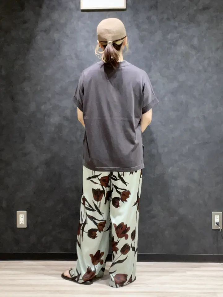 23区 三木 コーディネート画像