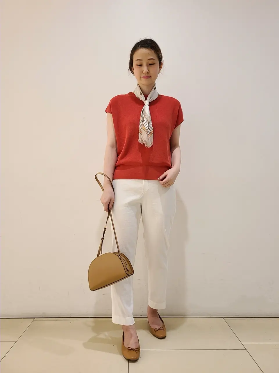  スタッフ. コーディネート画像