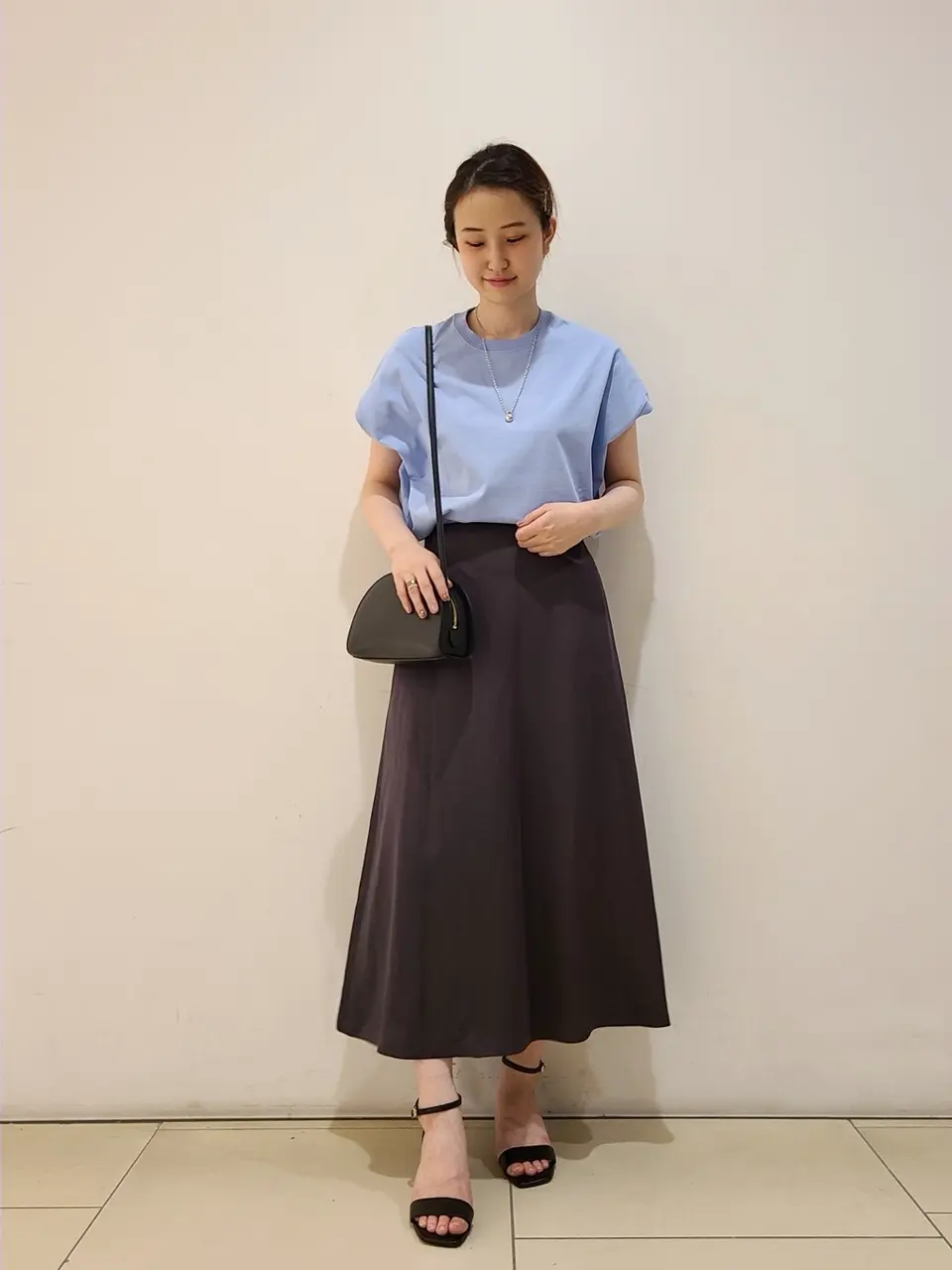  スタッフ. コーディネート画像