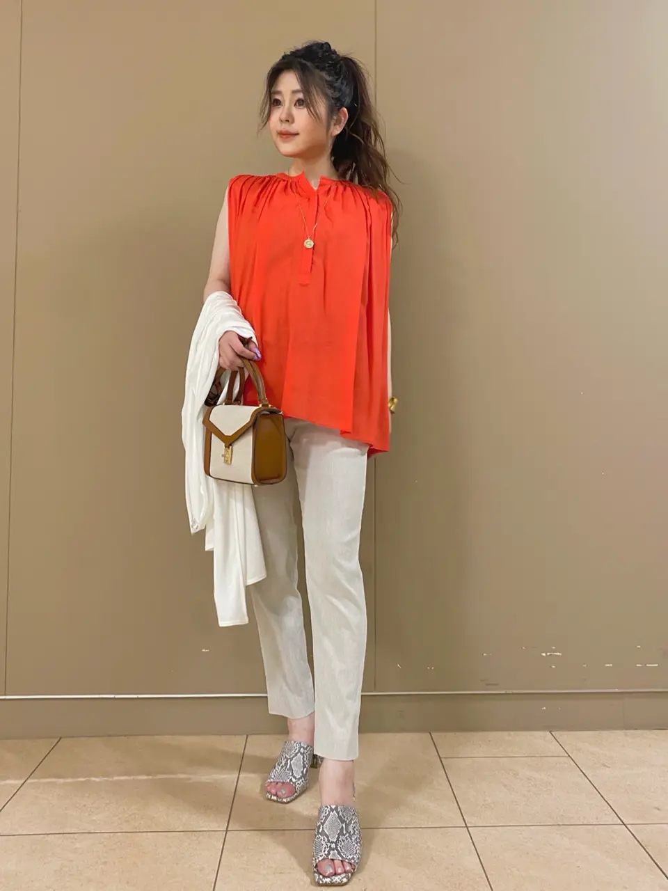  スタッフ コーディネート画像