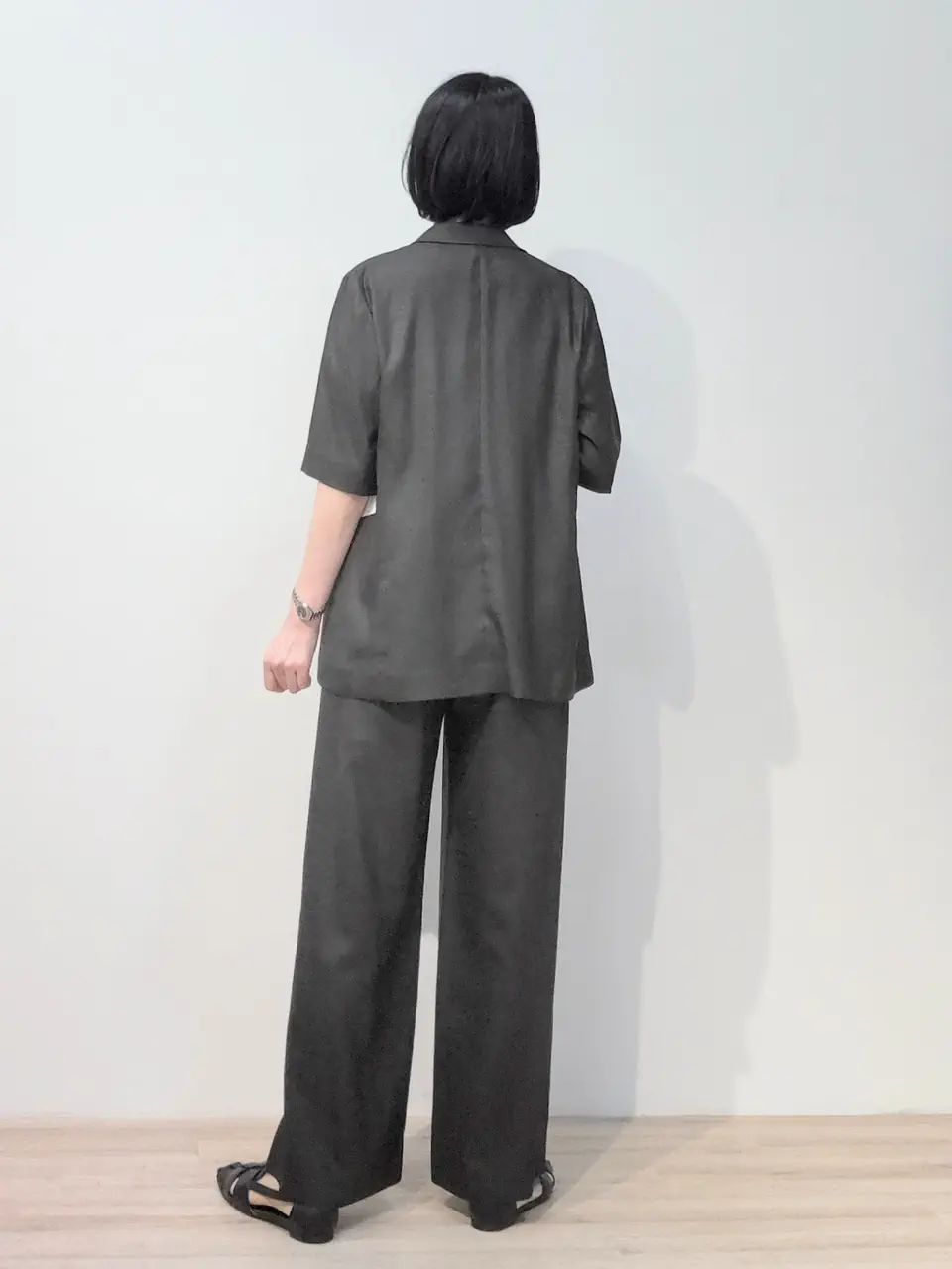23区 虎走 コーディネート画像