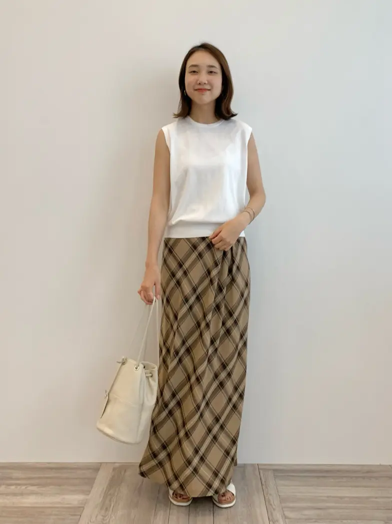 23区 秋葉 コーディネート画像