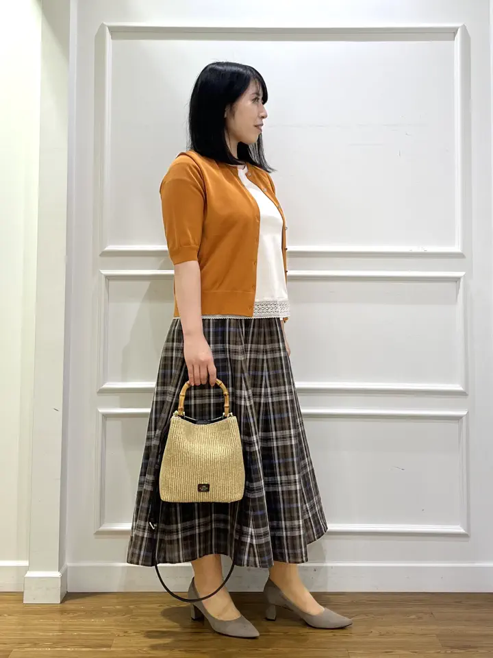 J.PRESS LADIES スタッフ コーディネート画像