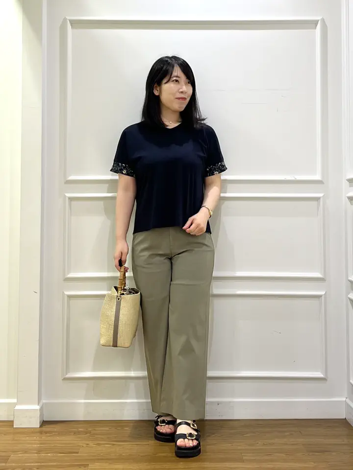 J.PRESS LADIES スタッフ コーディネート画像
