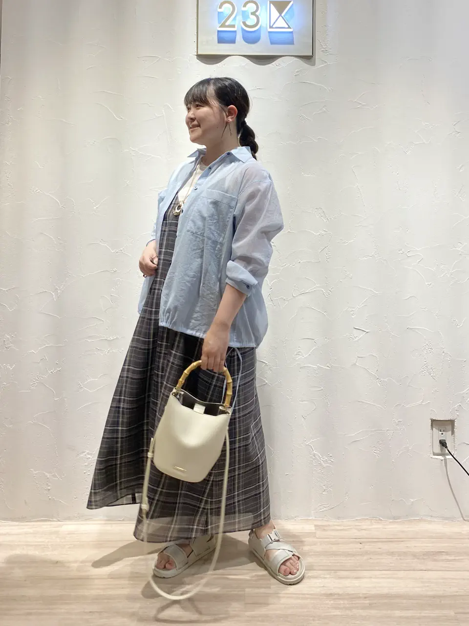 23区 藤原 コーディネート画像