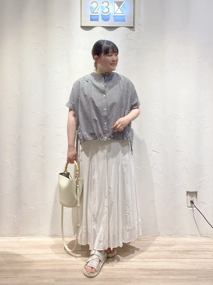 23区 藤原 コーディネート画像