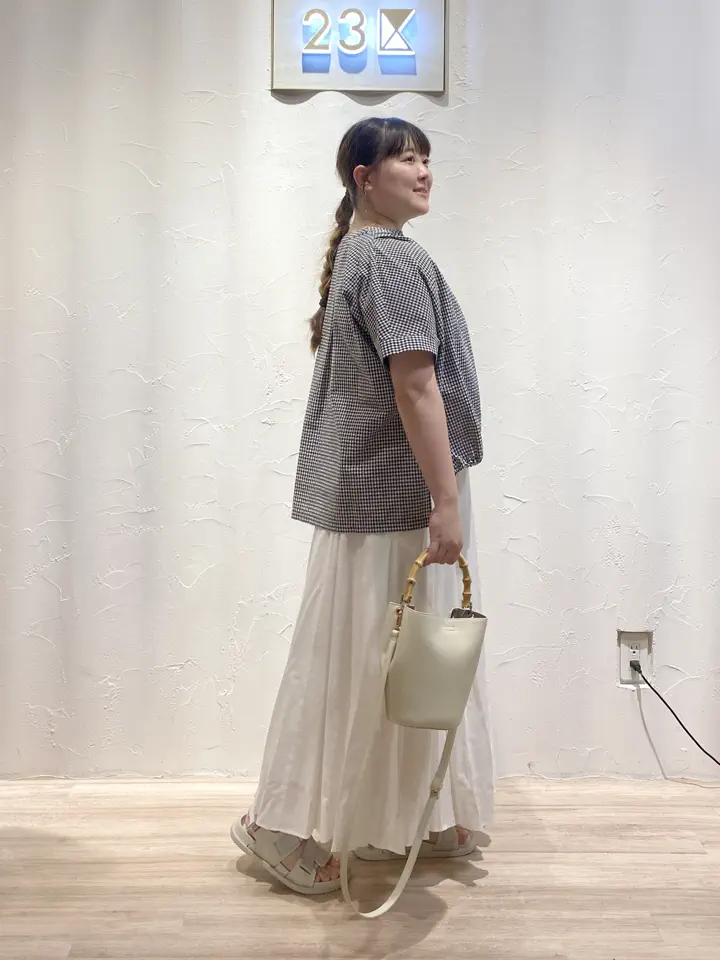 23区 藤原 コーディネート画像