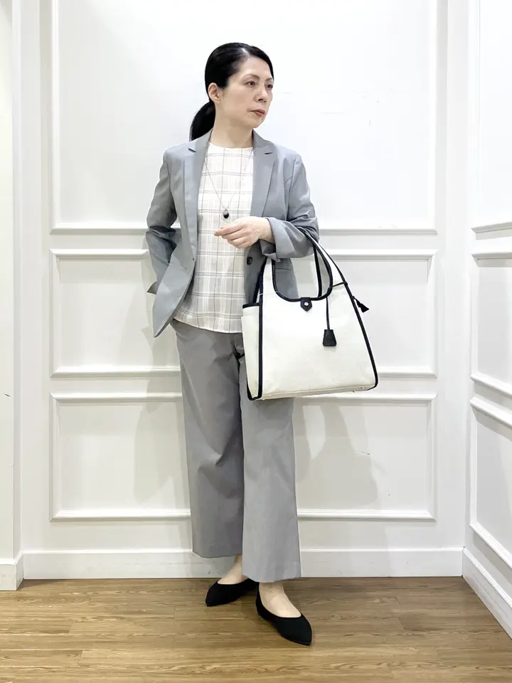 J.PRESS LADIES スタッフ コーディネート画像