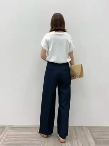 23区 秋葉 コーディネート画像