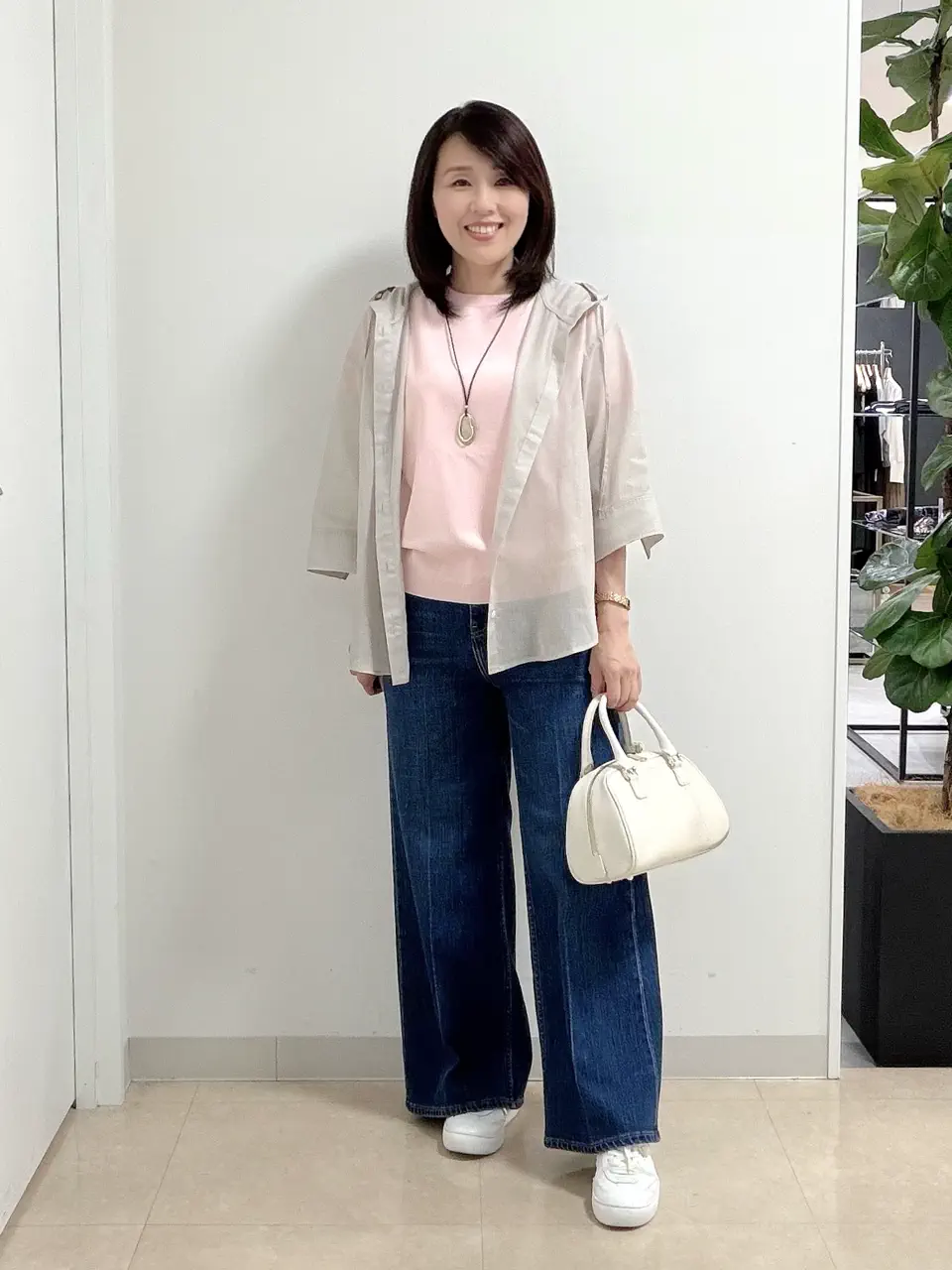  宇井 コーディネート画像