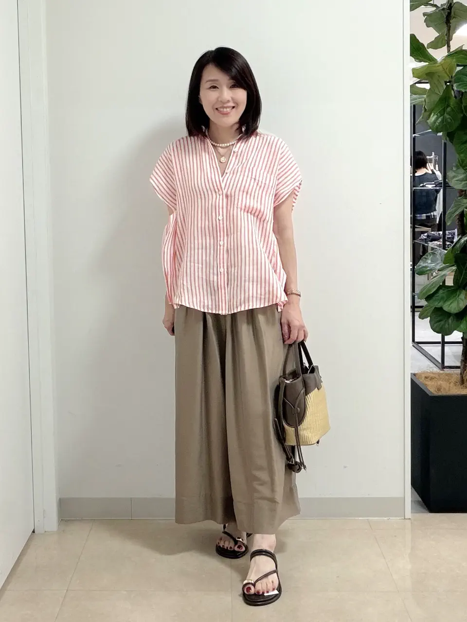  宇井 コーディネート画像