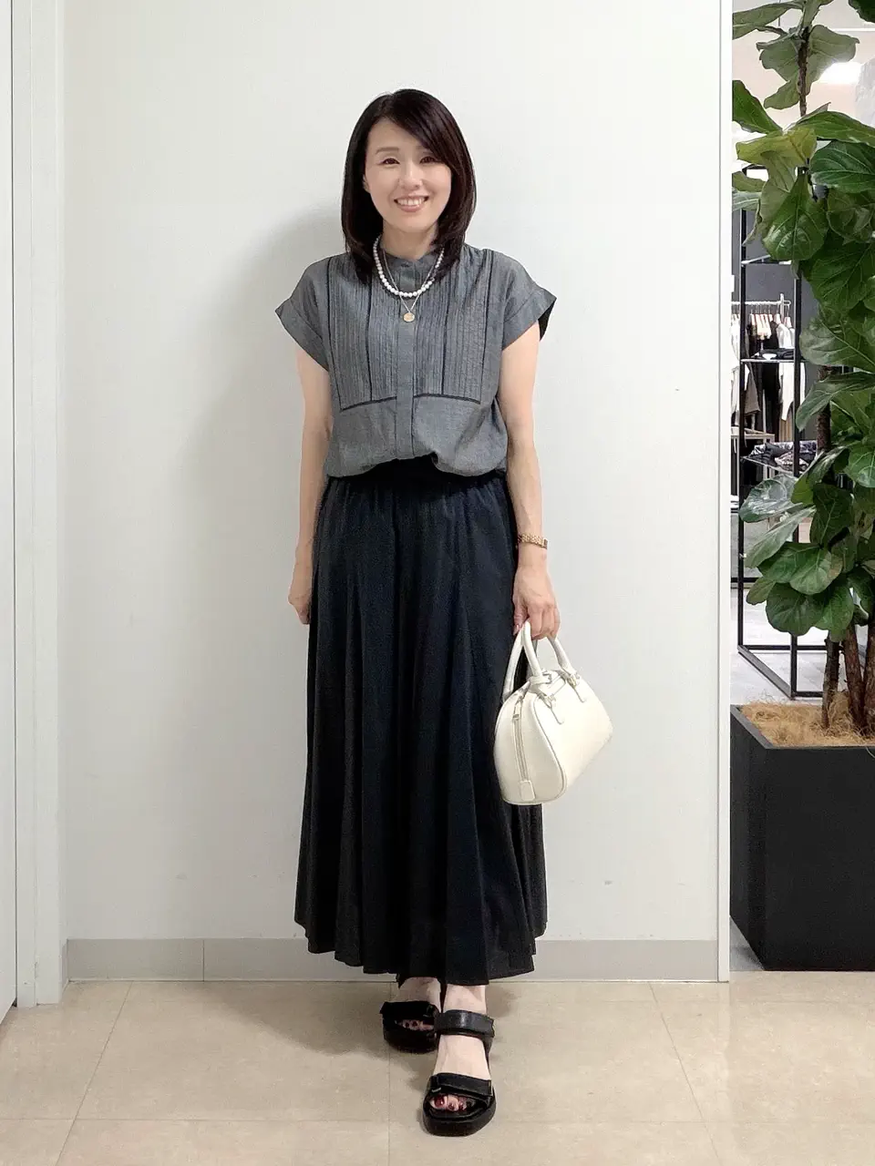  宇井 コーディネート画像