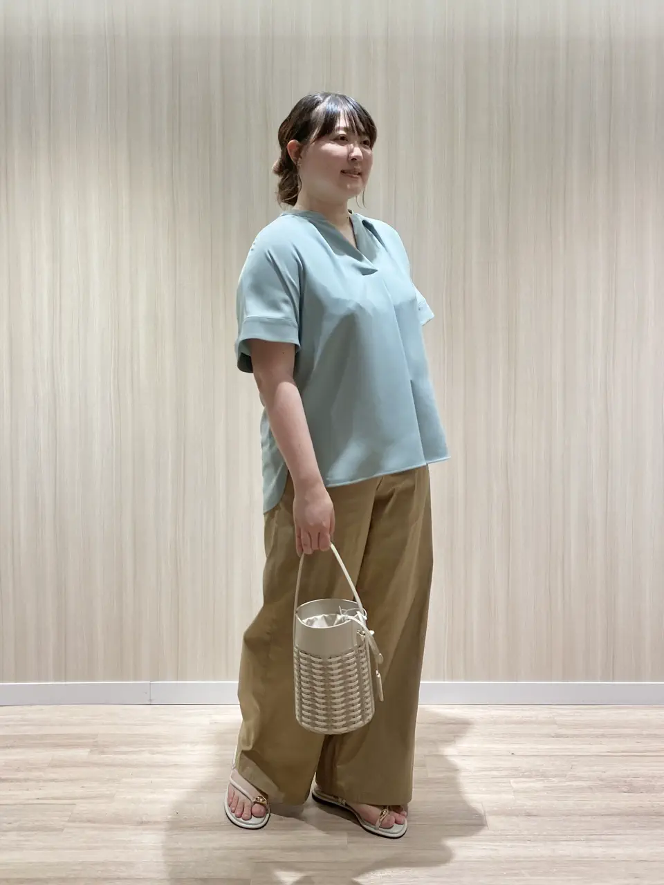 23区 藤原 コーディネート画像