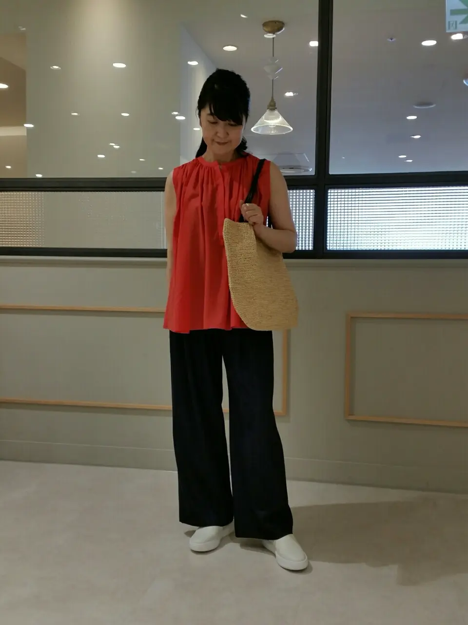  新保 コーディネート画像