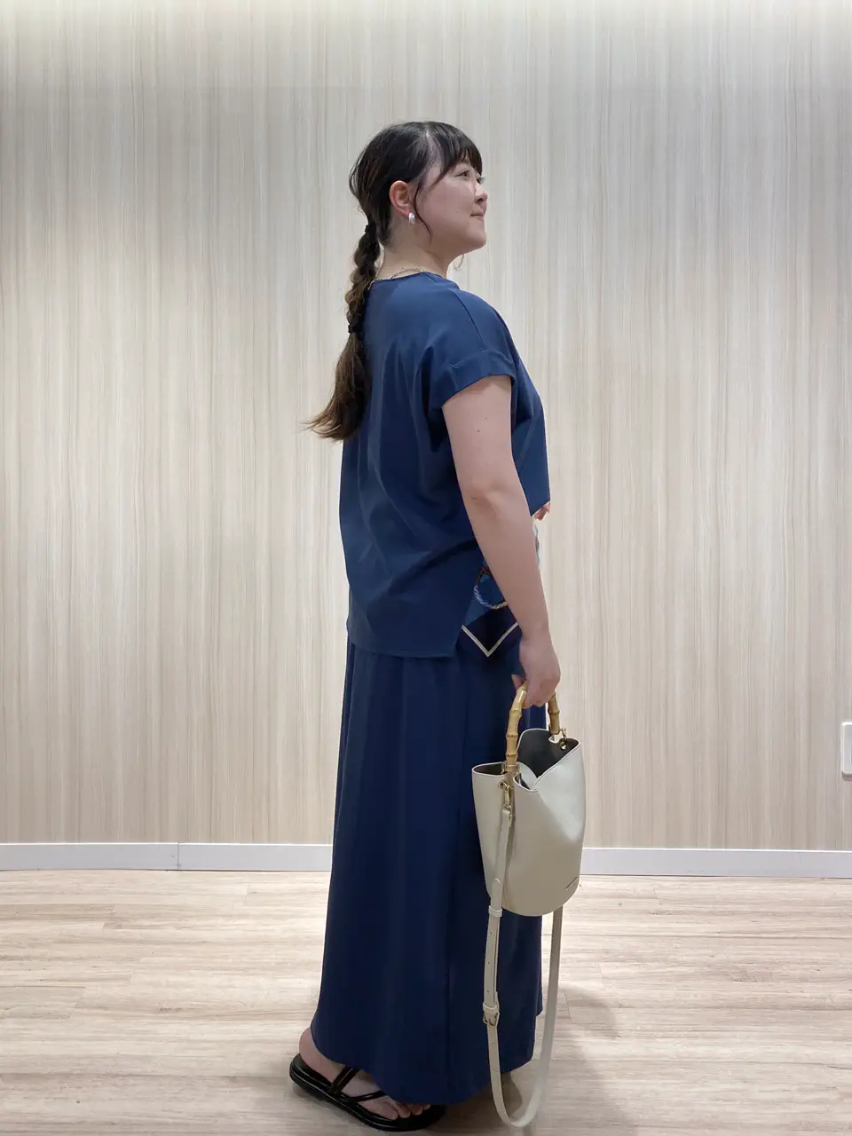 23区 藤原 コーディネート画像