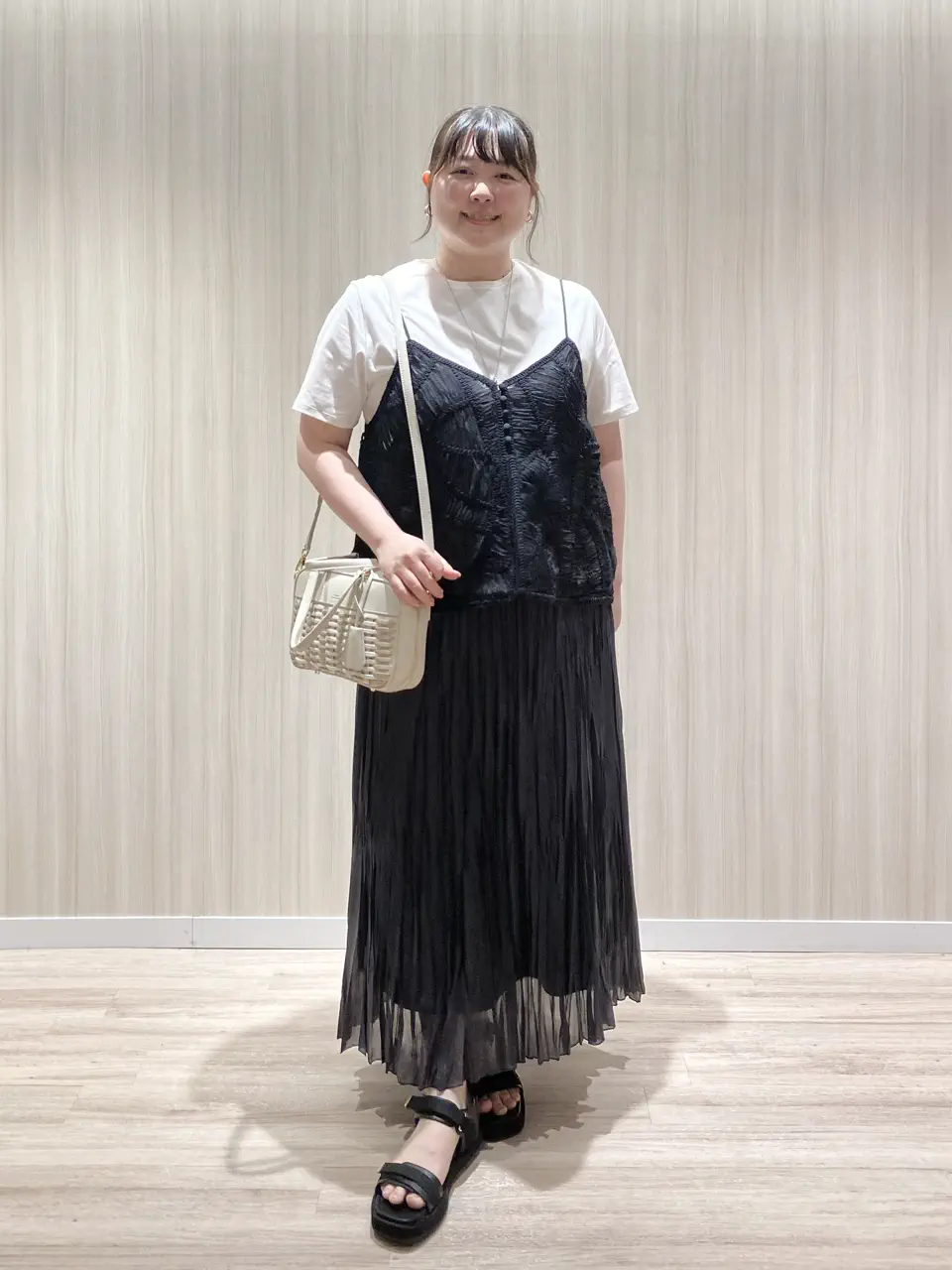 23区 藤原 コーディネート画像
