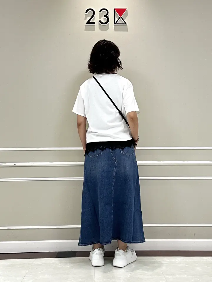 23区 助川 コーディネート画像