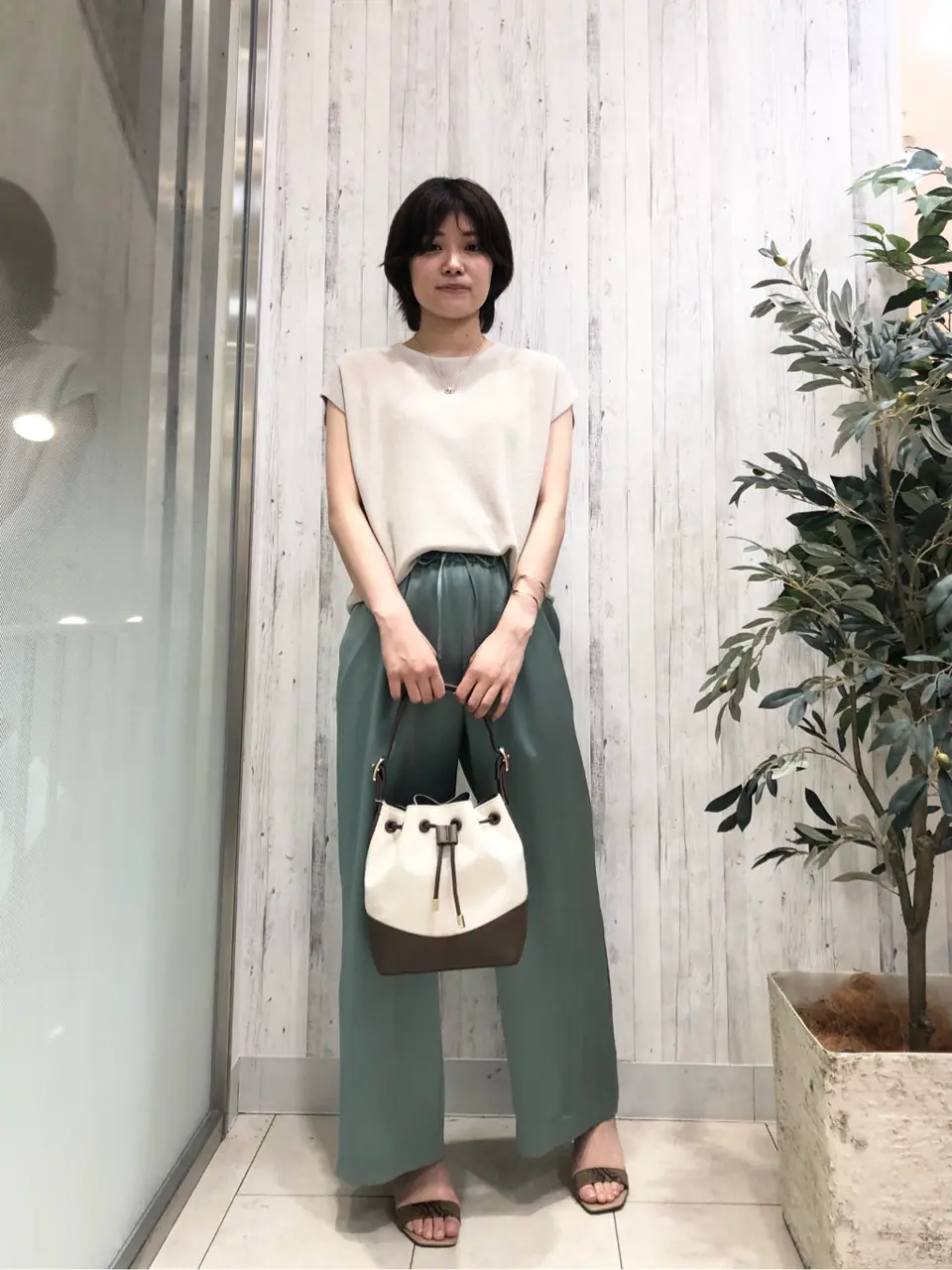 23区 藤田 コーディネート画像