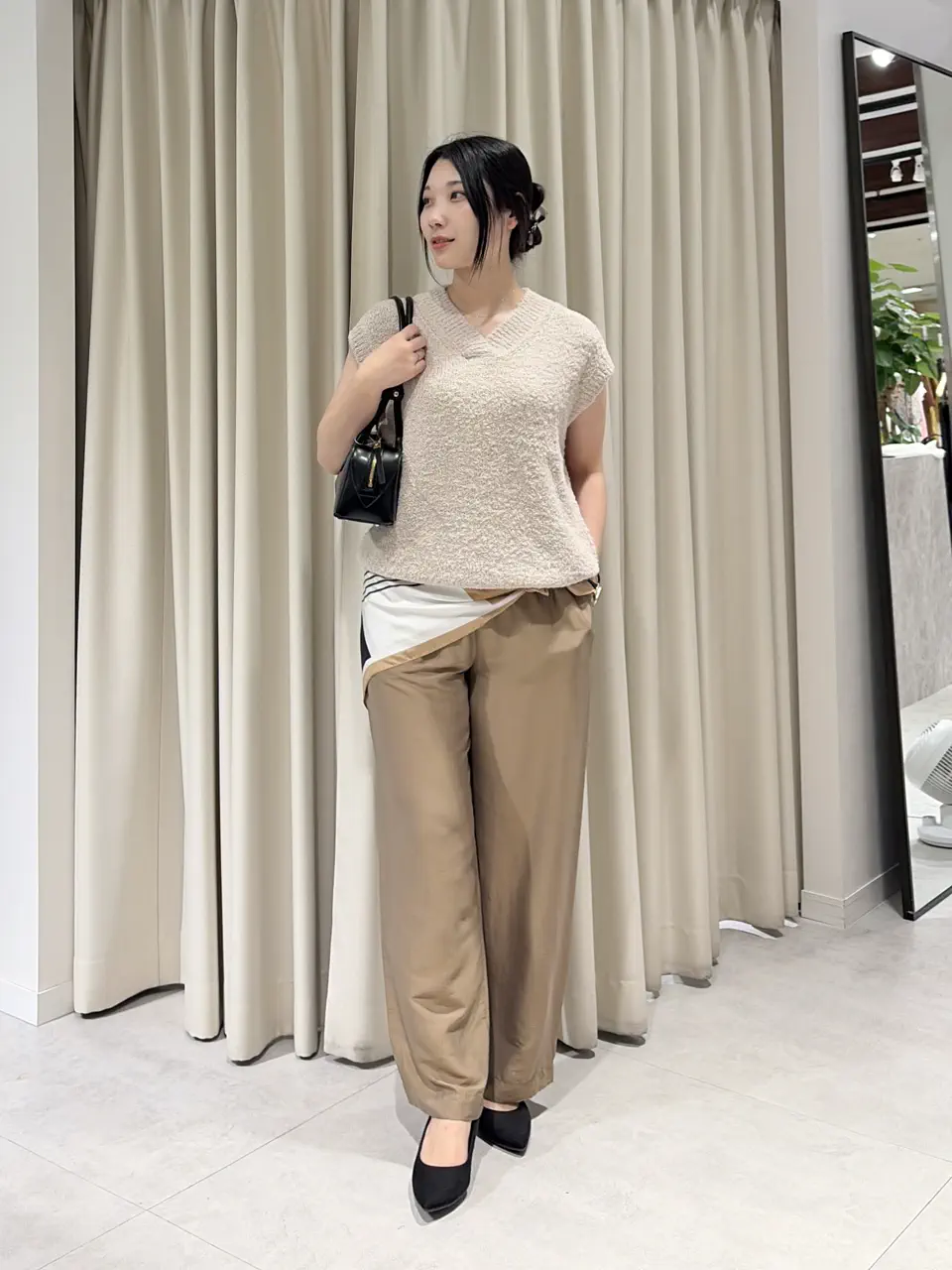  ナヅ コーディネート画像