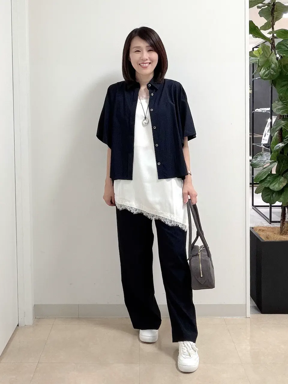  宇井 コーディネート画像