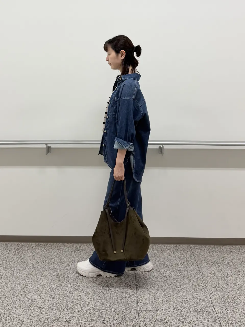 23区 辻 コーディネート画像