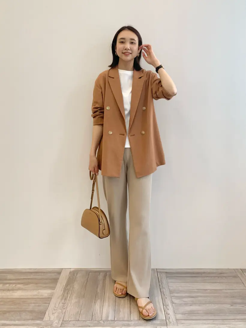 23区 秋葉 コーディネート画像