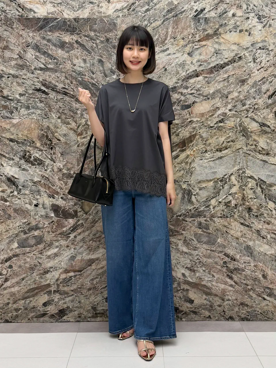  小沢 コーディネート画像