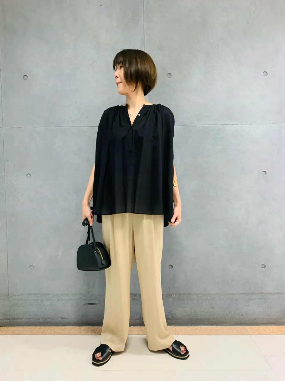  スタッフ  コーディネート画像