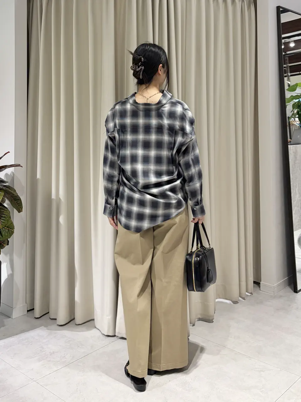 23区 ナヅ コーディネート画像