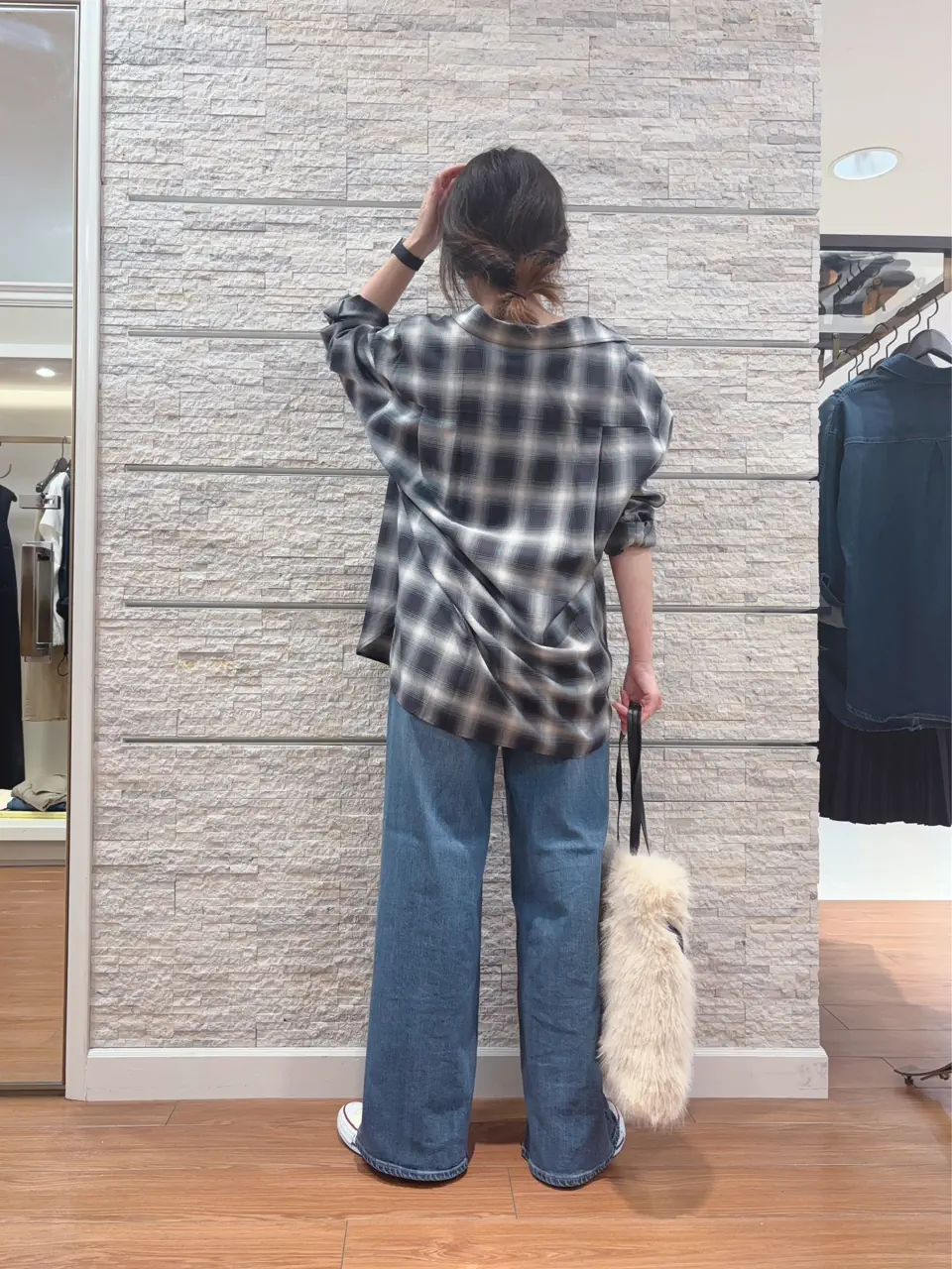23区 犬塚 コーディネート画像