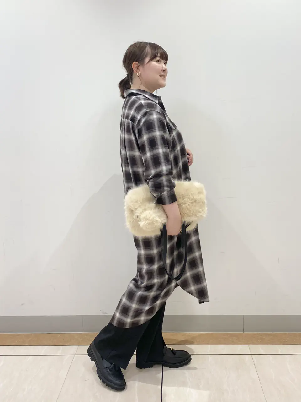 23区 藤原 コーディネート画像