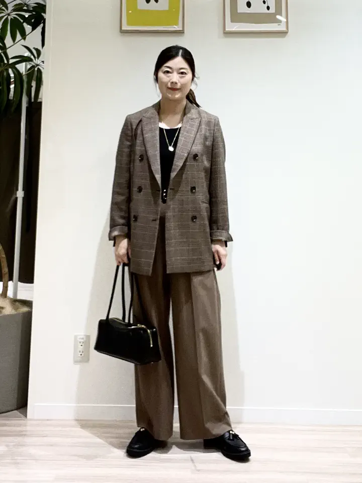 23区 三木 コーディネート画像