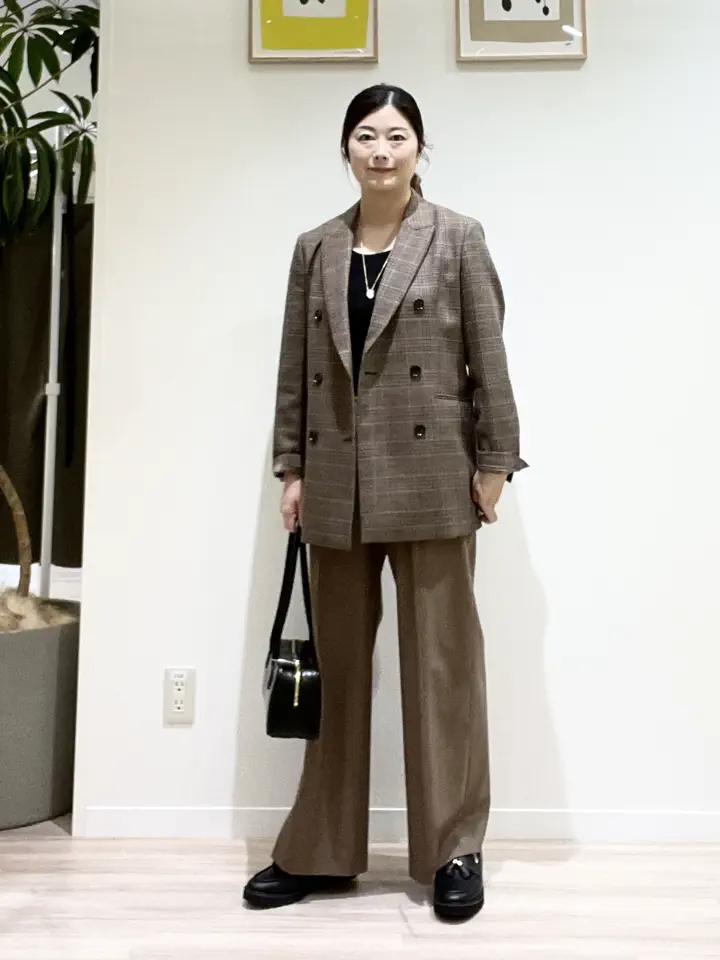 23区 三木 コーディネート画像