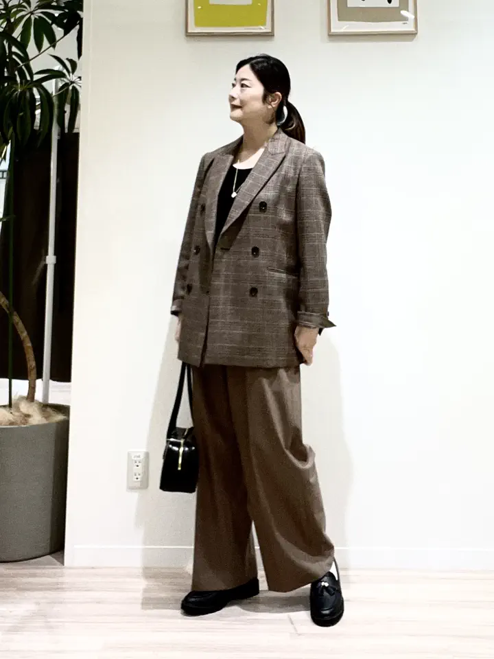 23区 三木 コーディネート画像