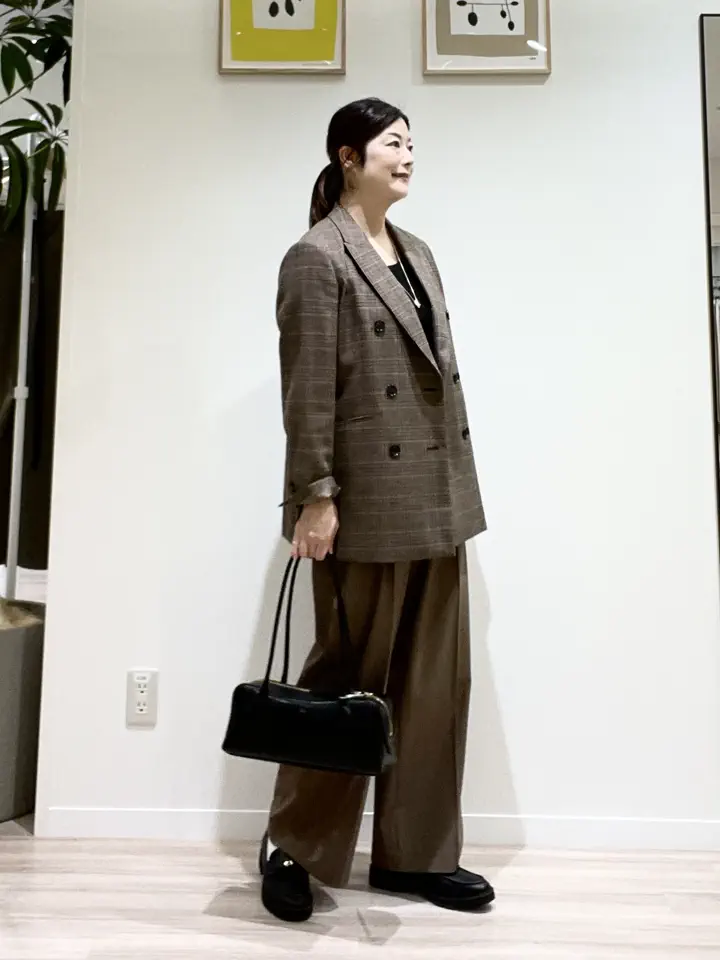 23区 三木 コーディネート画像