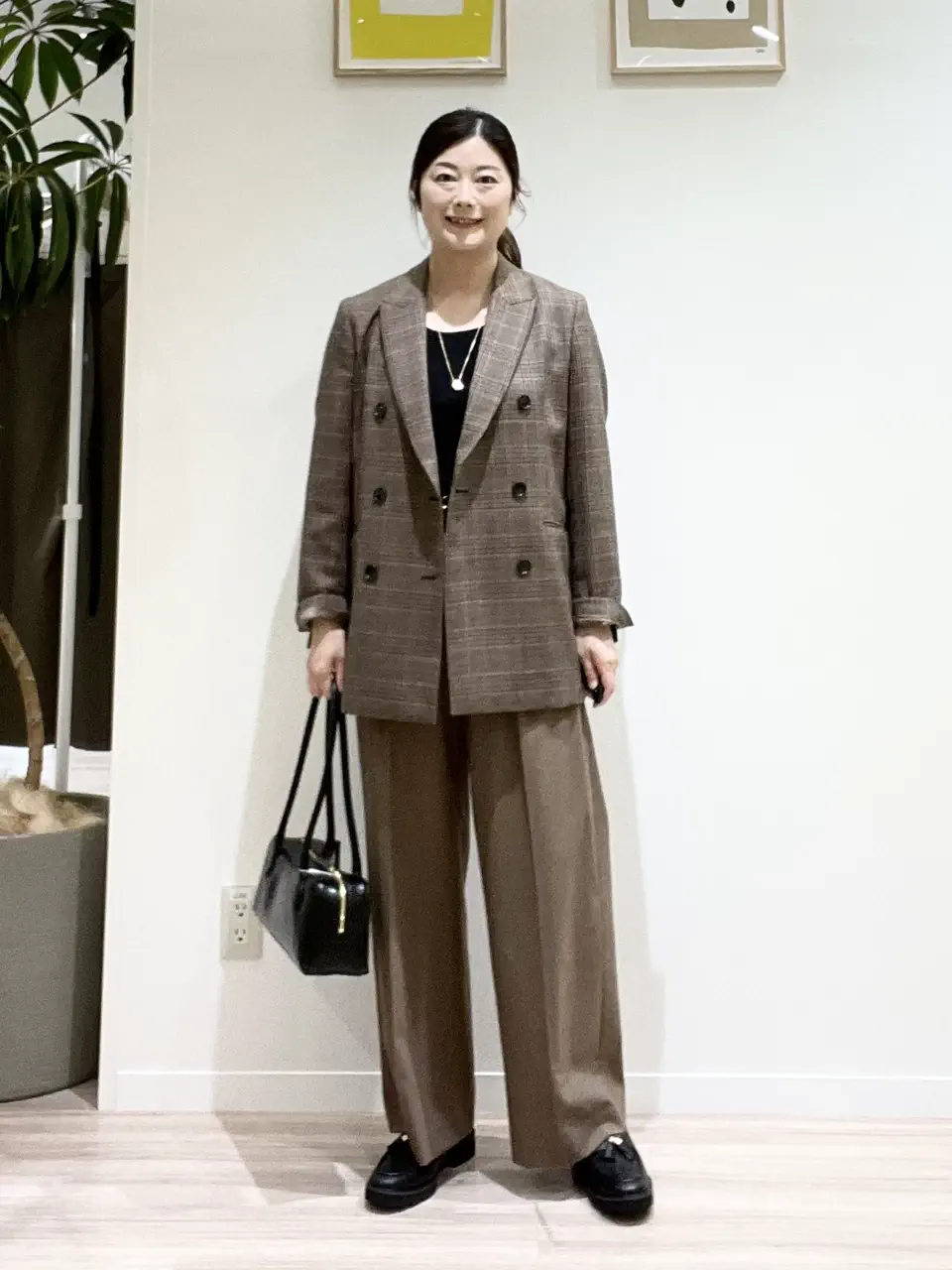23区 三木 コーディネート画像